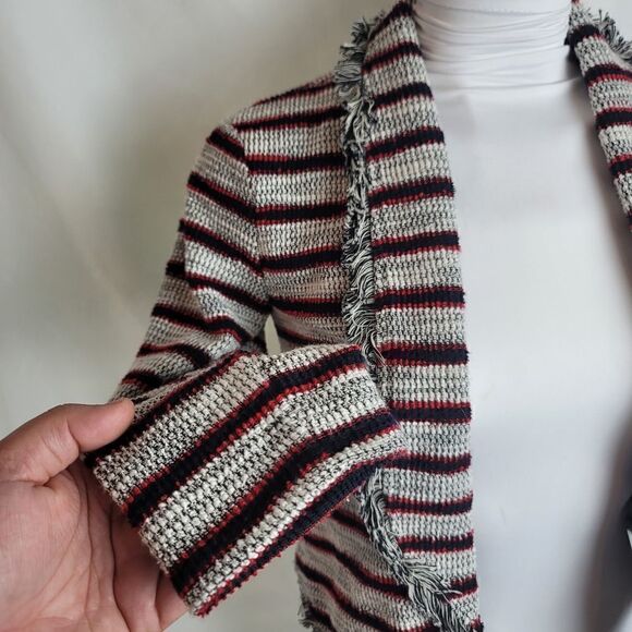 EXPRESS Striped Tweed Cropped Blazer - Picture 4 of 9